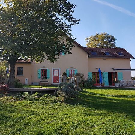 Bed and Breakfast Les Pinguelles Le Donjon Zewnętrze zdjęcie